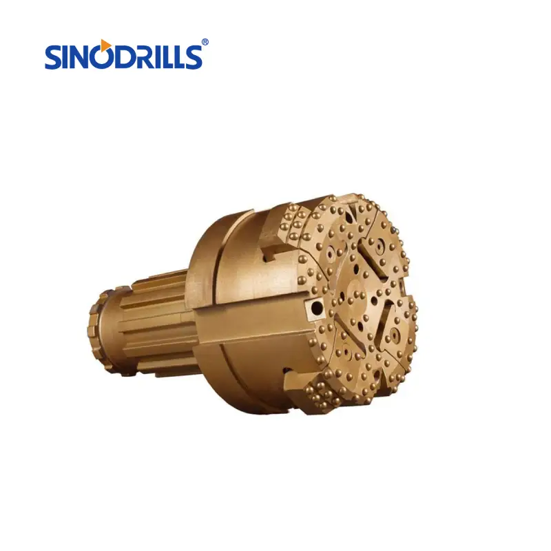 concentric casing system with blocks